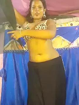 IAMNOTI — Boobs show