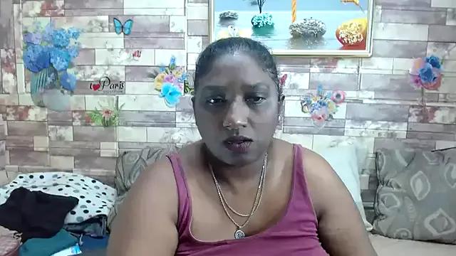 Indian_tracy on StripChat 