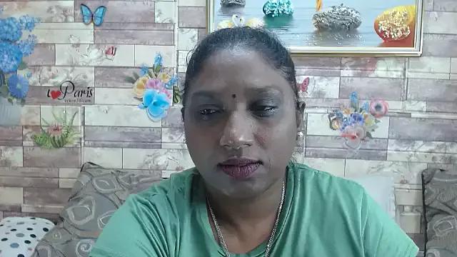 Indian_tracy on StripChat 
