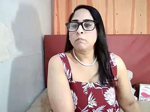 Indiankushy on StripChat