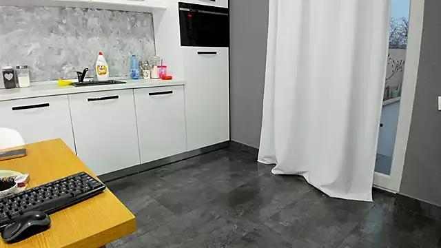 IrisMonn on StripChat 