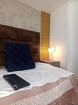 IsisBlake on StripChat 