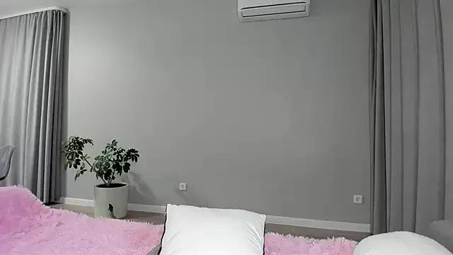 JenniferQueen11 on StripChat 