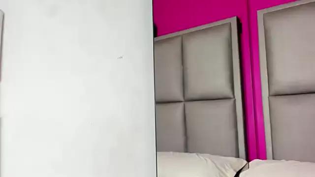 JESSYCORTES on StripChat 