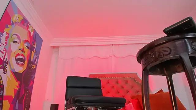 KATALINA_HOT_TS on StripChat 