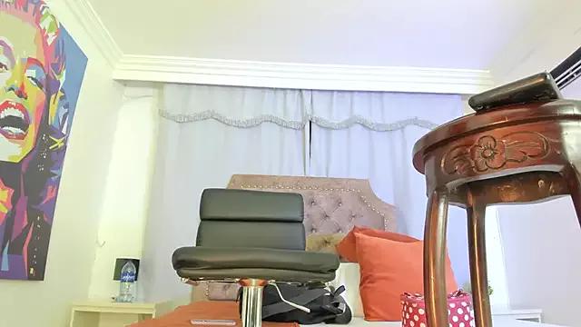 KATALINA_HOT_TS on StripChat 