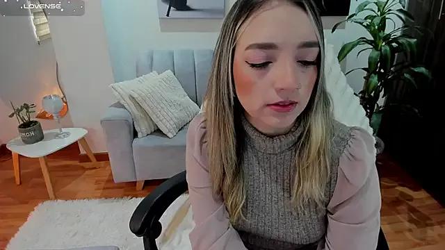 Katapinter on StripChat 