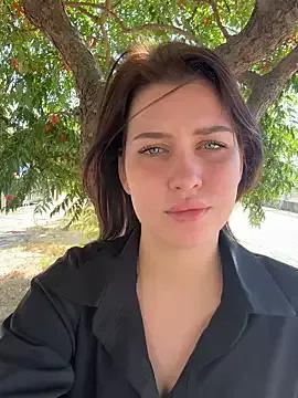 KikiWatson on StripChat 
