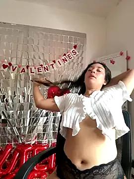 lana_rousse01 — fuck my dildo with a lot of saliva