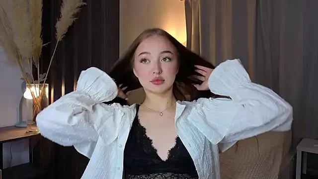 lanabelly on StripChat