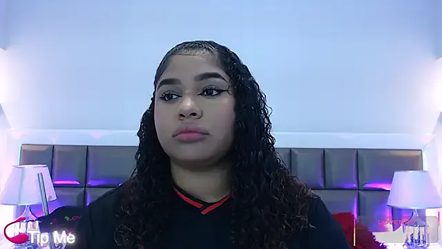 StripChat LennaEvans is Freechat LennaEvans — Writeyournameinmybody+5 slap face