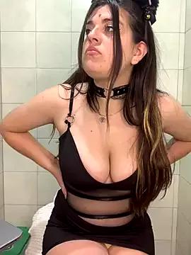 Lilaa_Euphoria on StripChat 