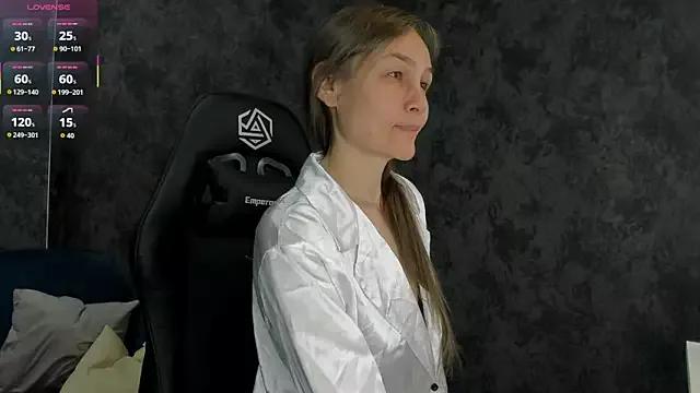 Lillian_White on StripChat 