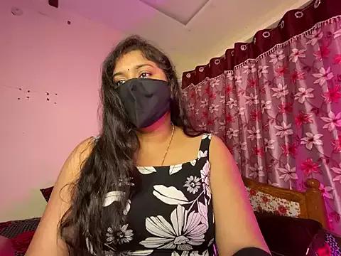 LouleyRanii on StripChat