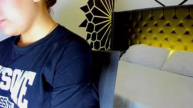 MacarenaRosse on StripChat 
