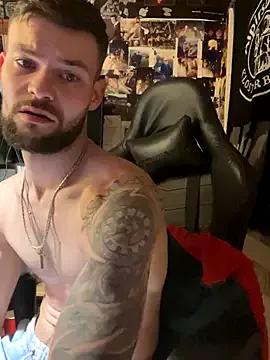 Mexxwell69 on StripChat 