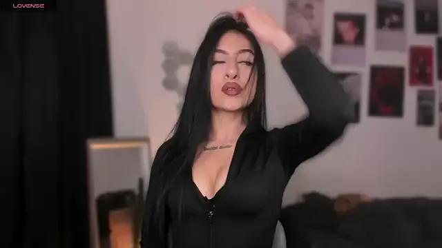 StripChat miiaa_stone  is Freechat  miiaa_stone —  Warming up with caresses and soft vib