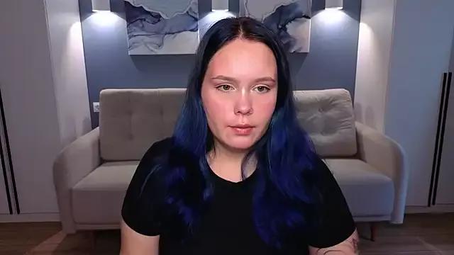 miki_miki_cutie_ on StripChat 