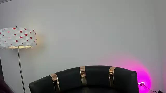 miss__allison on StripChat 