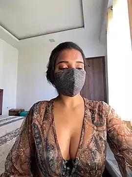 miss_lina on StripChat 