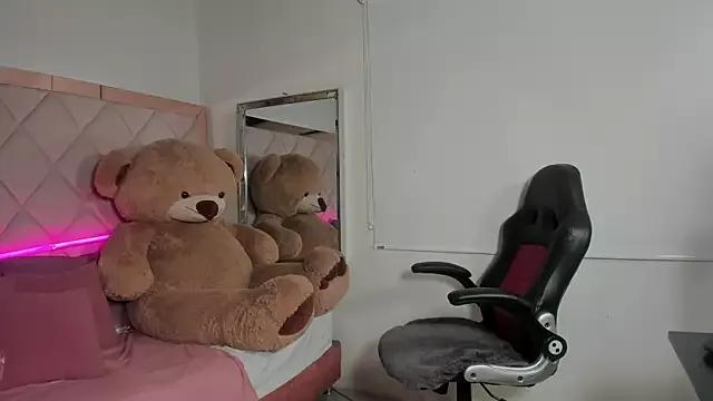 molly_gomezz on StripChat 