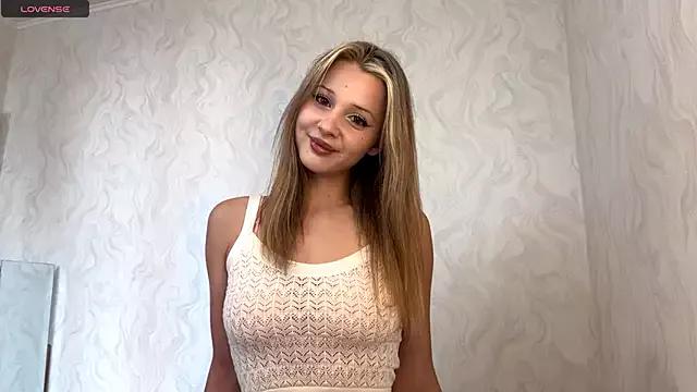 MollyOpenDoors on StripChat