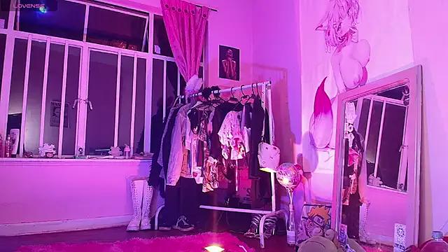 moonfiredancer on StripChat 