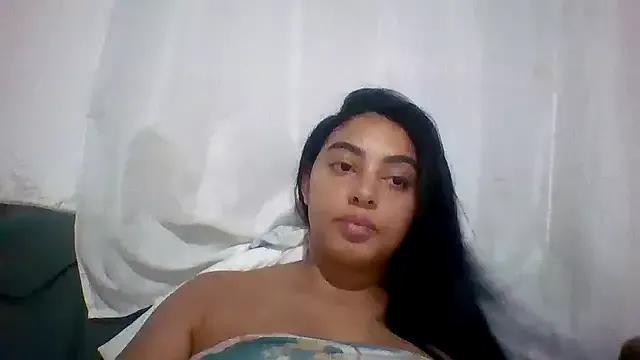 Nandinha777 on StripChat 