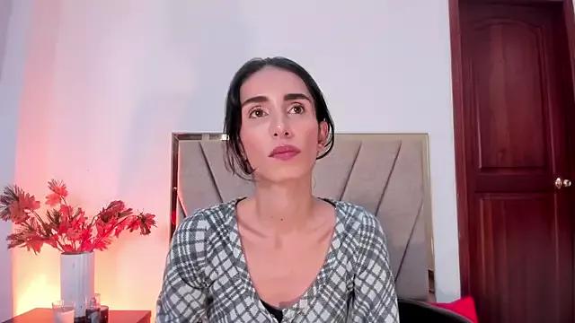 Nina_Cavaali on StripChat 