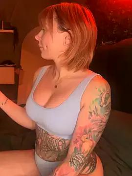 Freechat ObviouslyPeachy on StripChat