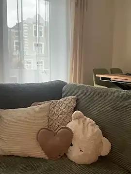 Freechat ObviouslyPeachy on StripChat