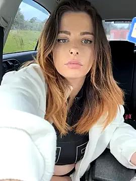 PiperPassionX — Domi in pussy upskirt