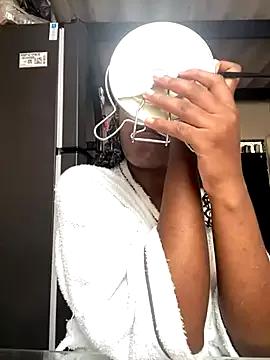 Qeen_blackk on StripChat 
