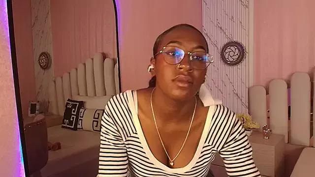 Qeen_blackk on StripChat 