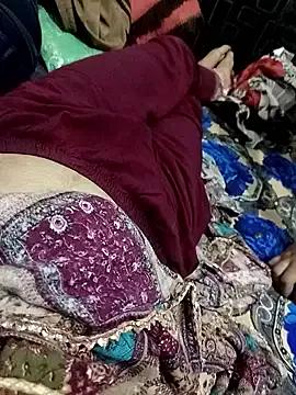 QUEEN-X-CPL on StripChat 