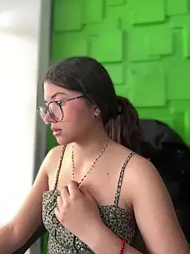 Queen__Love on StripChat 