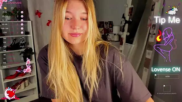 Rebecca_Kelly on StripChat 