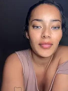 Freechat Risky_Workouts on StripChat