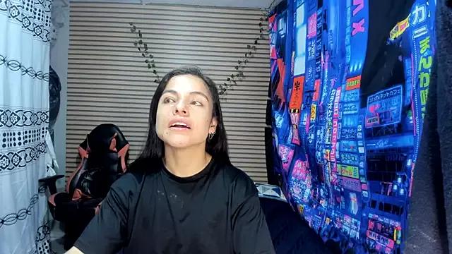 rosse_2504 on StripChat 