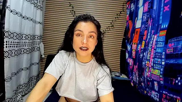rosse_2504 on StripChat 