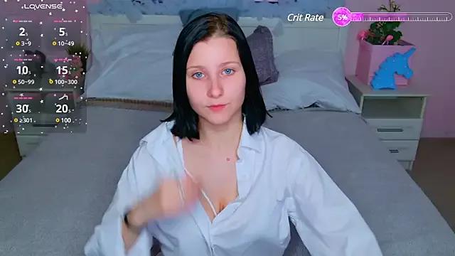 SarahStanley on StripChat 