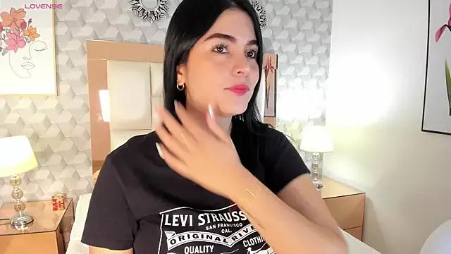 Sasha__sims__ on StripChat 