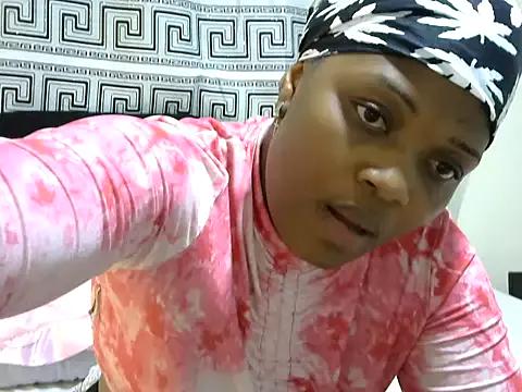 Sassyever on StripChat 