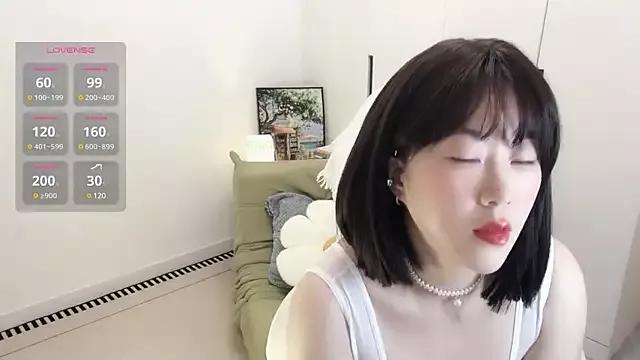 summer_996 on StripChat 
