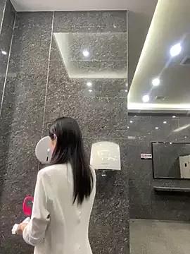 sunny-520 — Freechat on StripChat