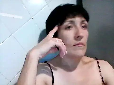 SunnyAmorre on StripChat 