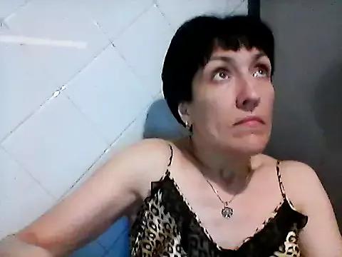 SunnyAmorre on StripChat 