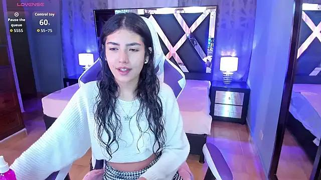 sweet-muse on StripChat