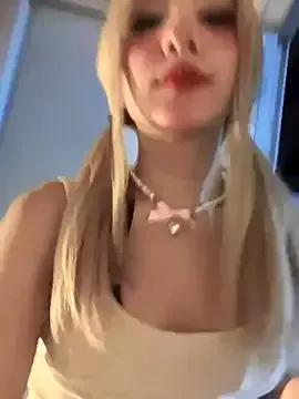 SweetBunnyGF on StripChat 
