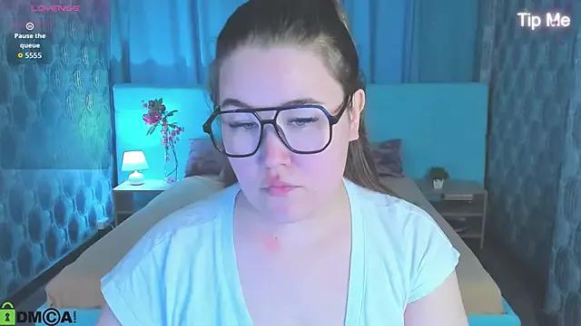 Tara_Torres on StripChat